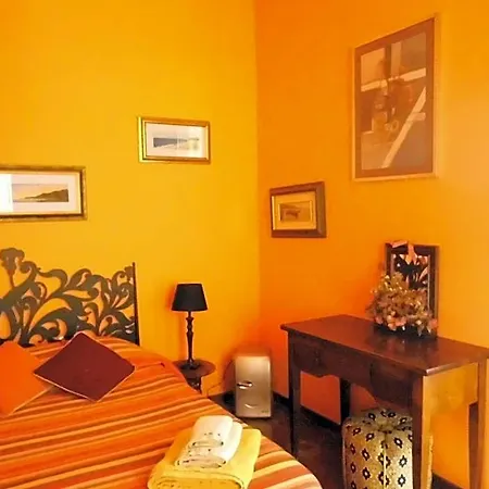 Anirbas Bed & Breakfast